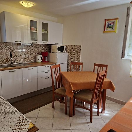 זאדאר Apartments Luka & Sara מראה חיצוני תמונה