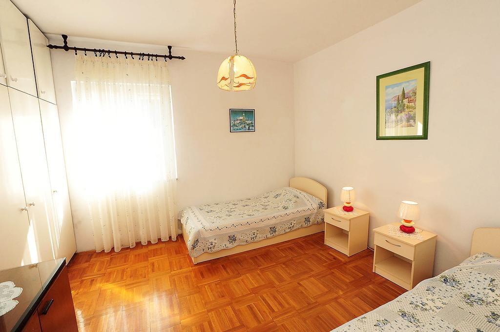 זאדאר Apartments Luka & Sara מראה חיצוני תמונה
