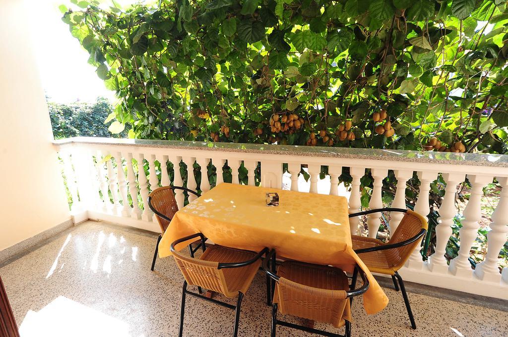 זאדאר Apartments Luka & Sara מראה חיצוני תמונה