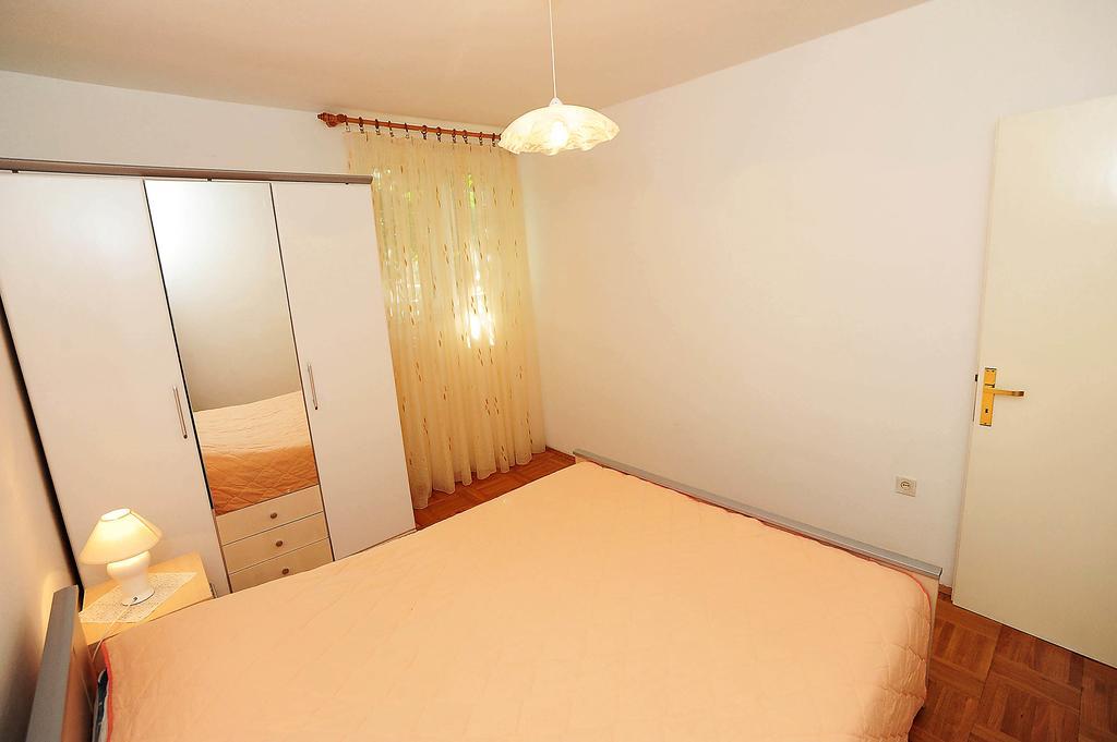 זאדאר Apartments Luka & Sara מראה חיצוני תמונה