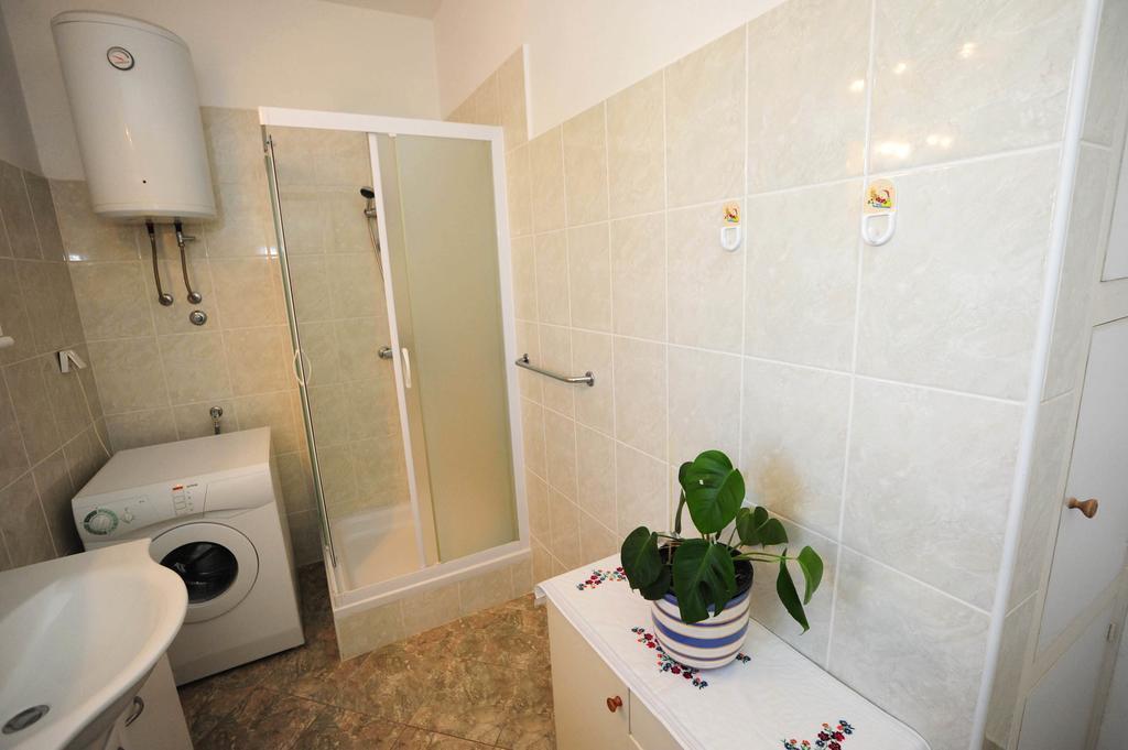 זאדאר Apartments Luka & Sara מראה חיצוני תמונה